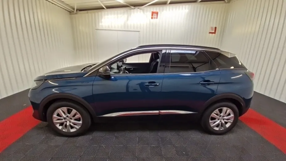 PEUGEOT 3008 -