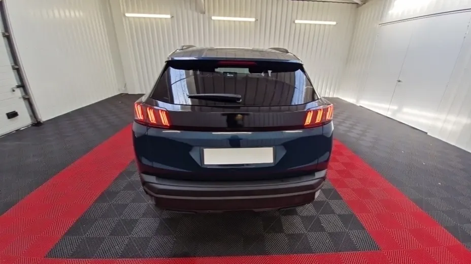 PEUGEOT 3008 -