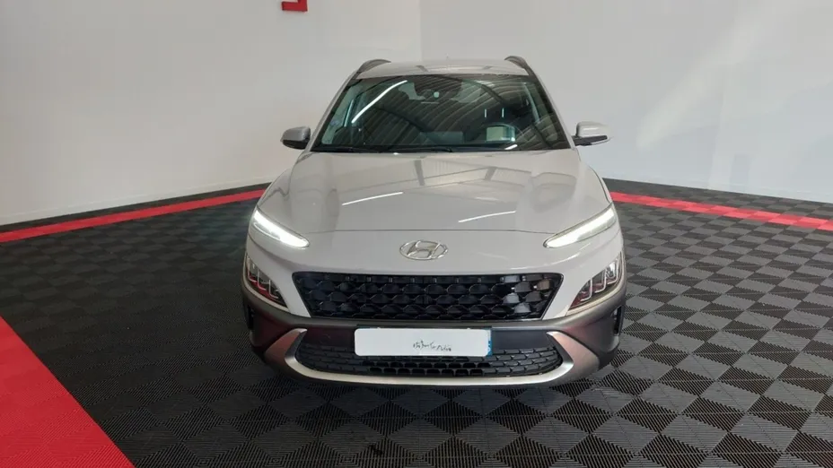 HYUNDAI Kona -