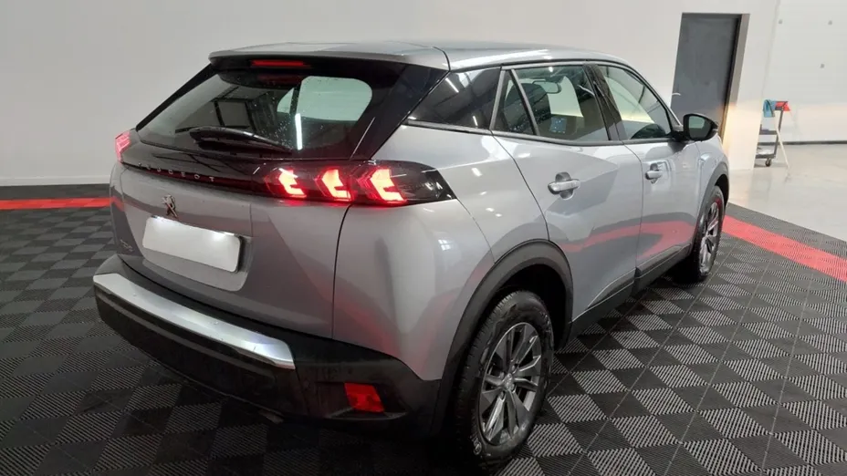 PEUGEOT 2008 -