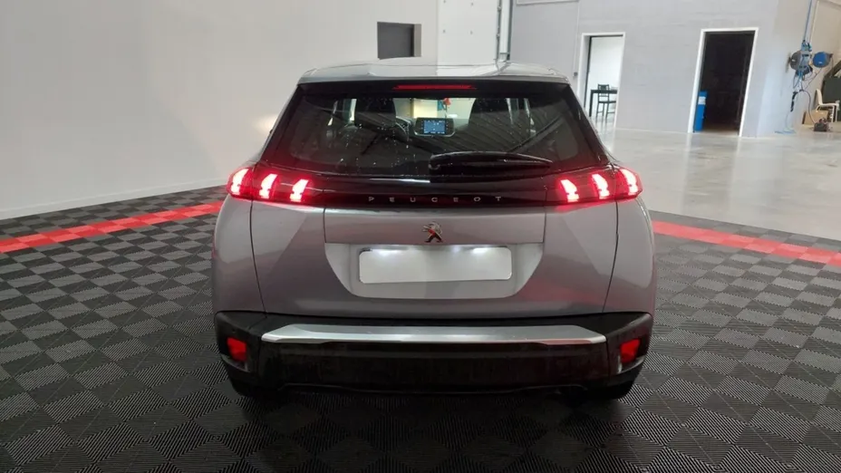 PEUGEOT 2008 -
