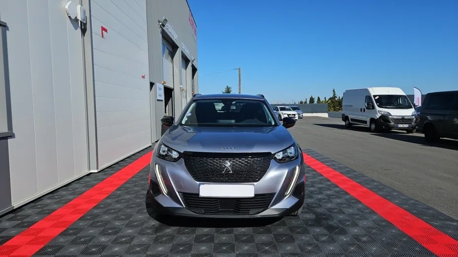 PEUGEOT 2008 -