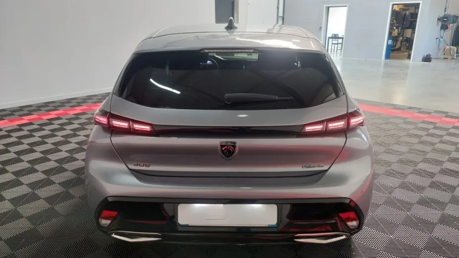 PEUGEOT 308 -