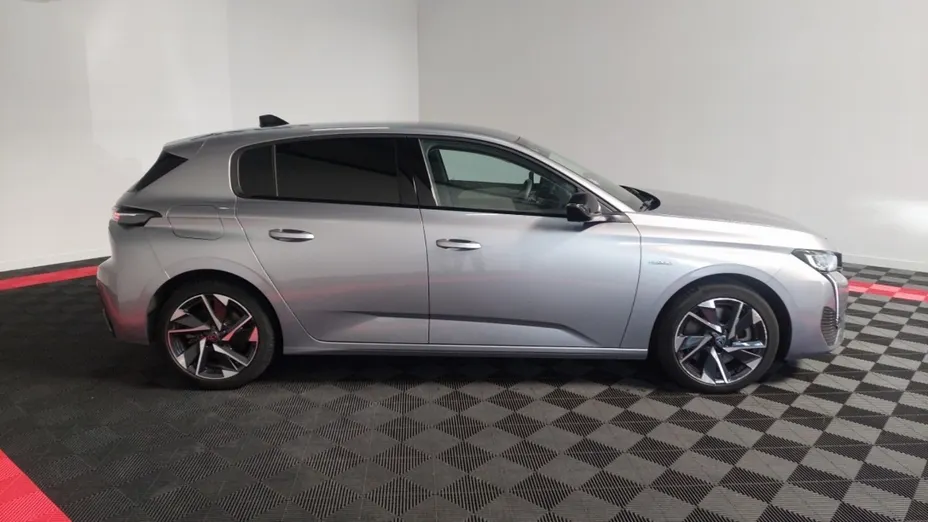 PEUGEOT 308 -
