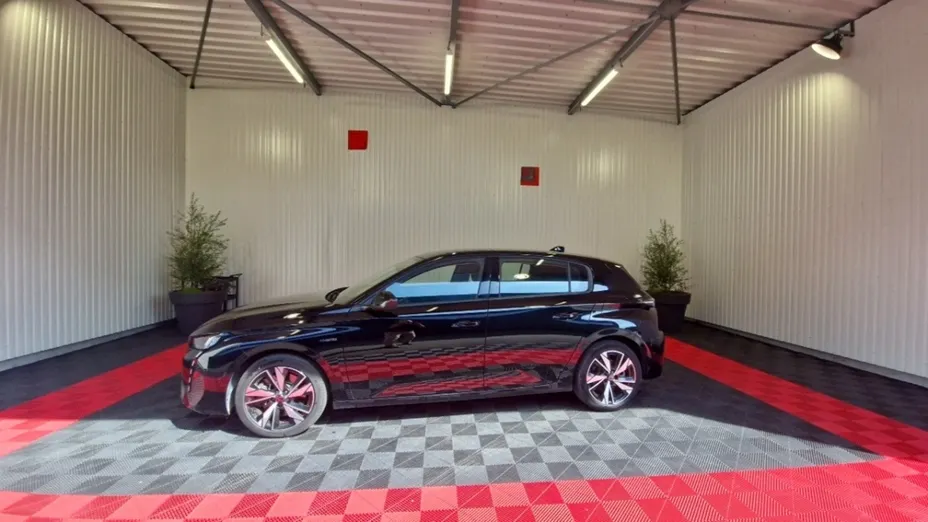 PEUGEOT 308 -