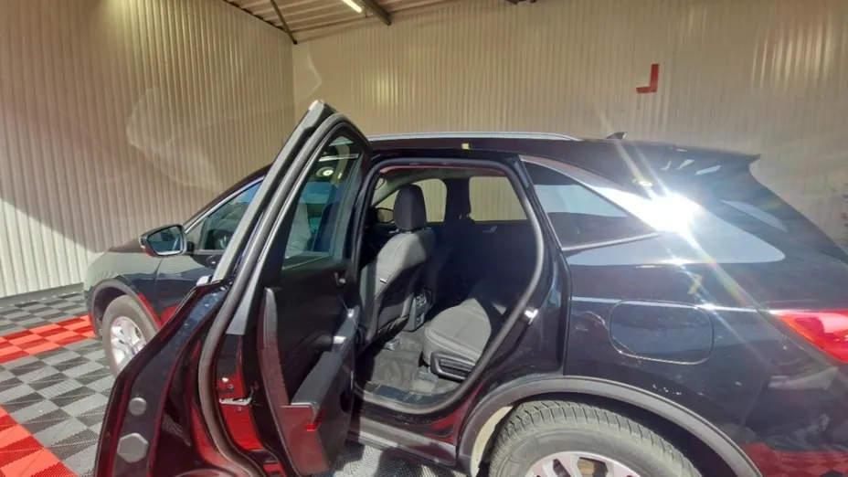 FORD Kuga -