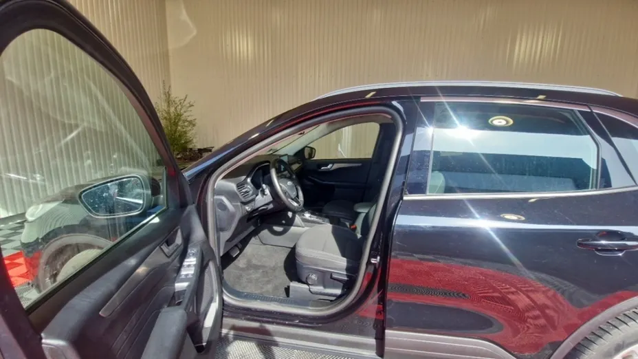 FORD Kuga -