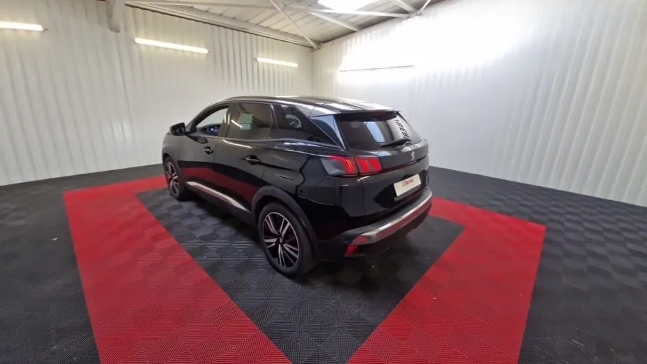 PEUGEOT 3008 -