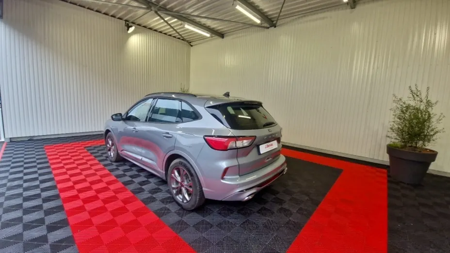FORD Kuga -