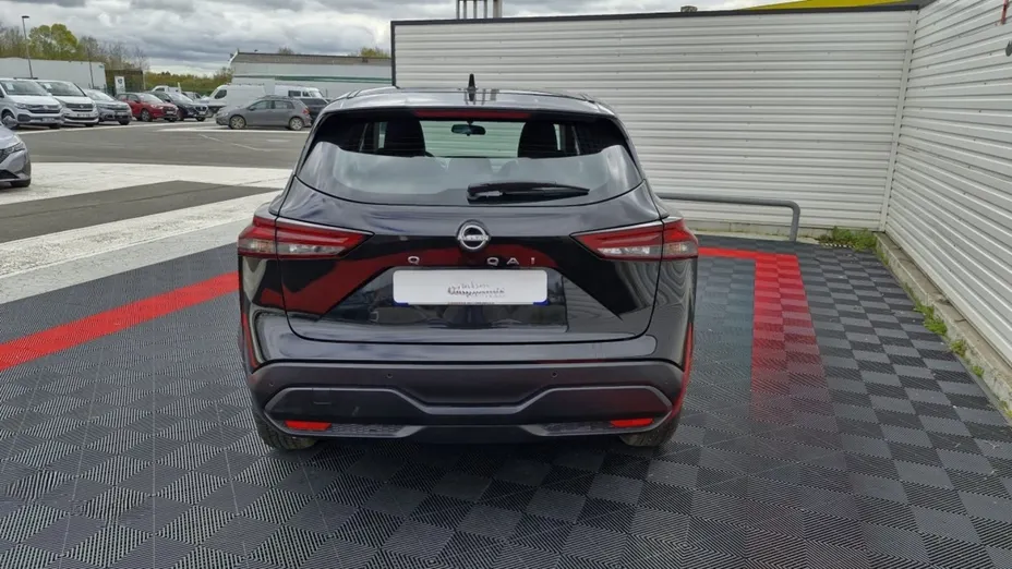 NISSAN Qashqai -