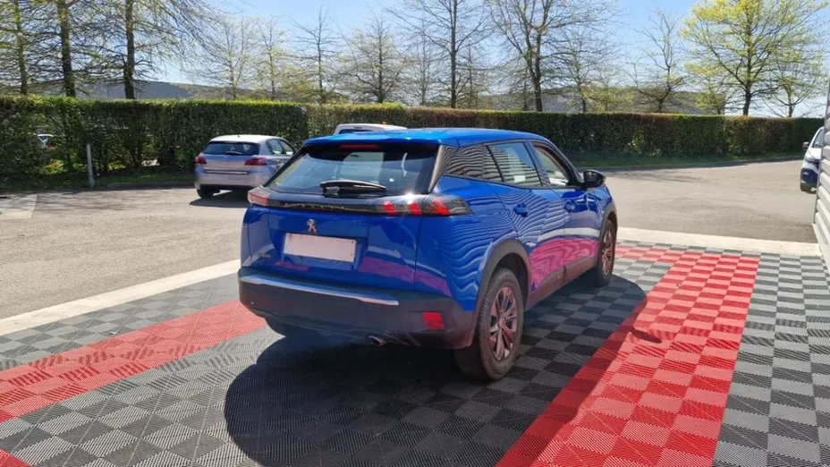 PEUGEOT 2008 -