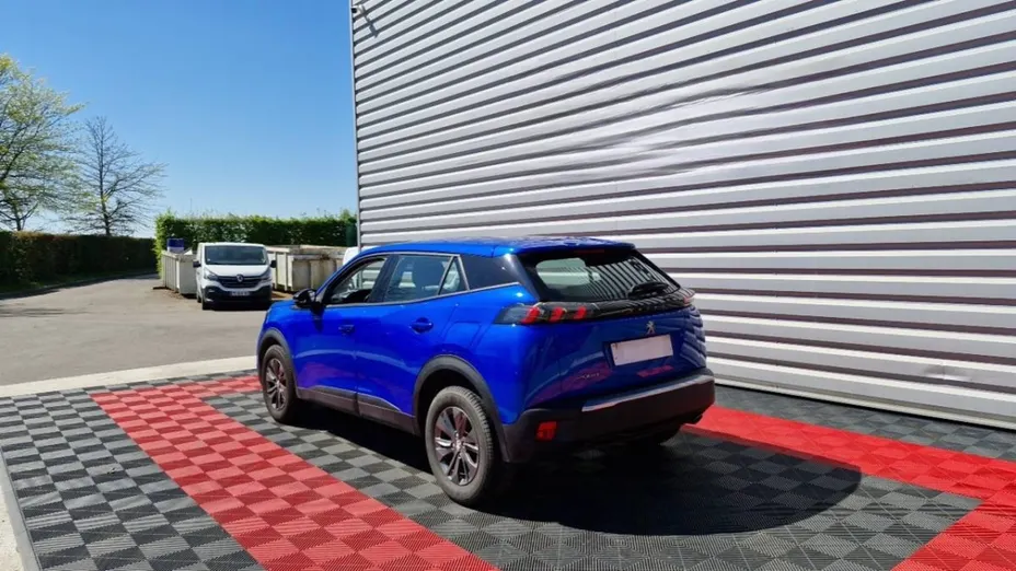 PEUGEOT 2008 -