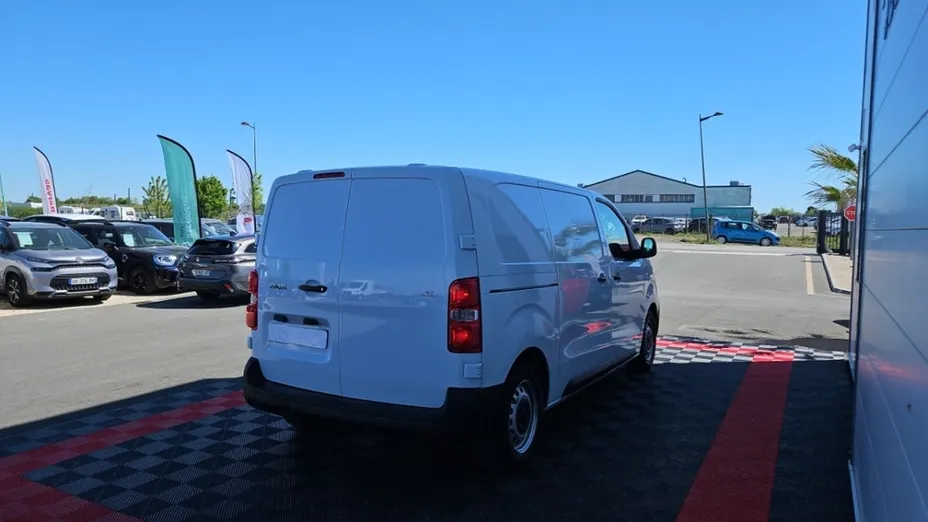 TOYOTA Proace -