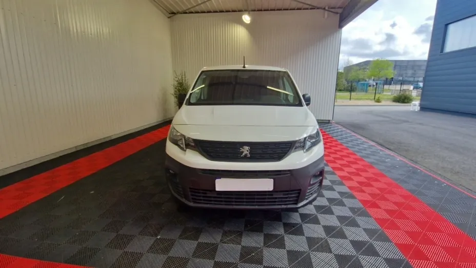 PEUGEOT Partner -