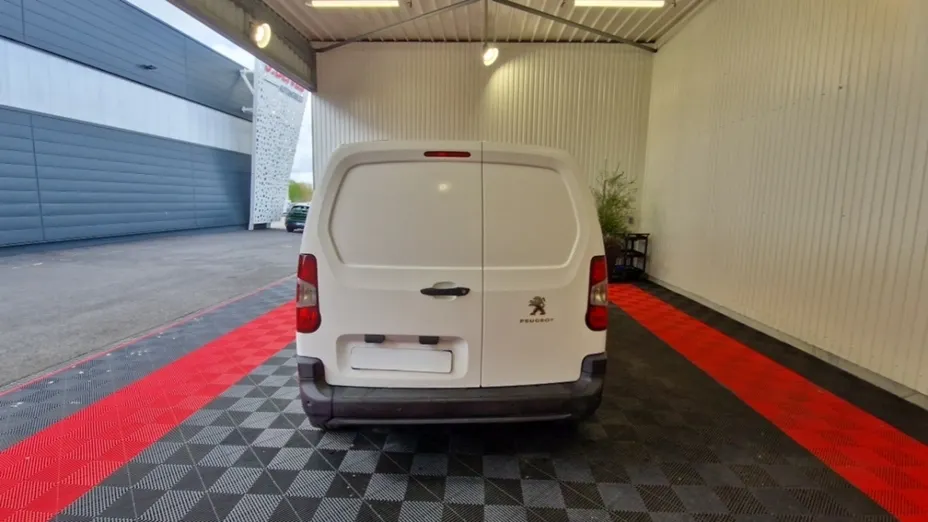 PEUGEOT Partner -
