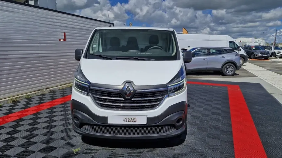 RENAULT Trafic -