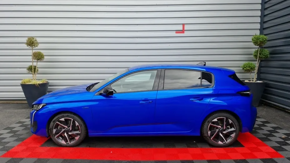 PEUGEOT 308 -