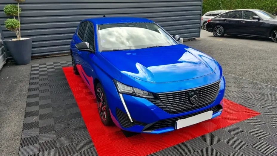 PEUGEOT 308 -