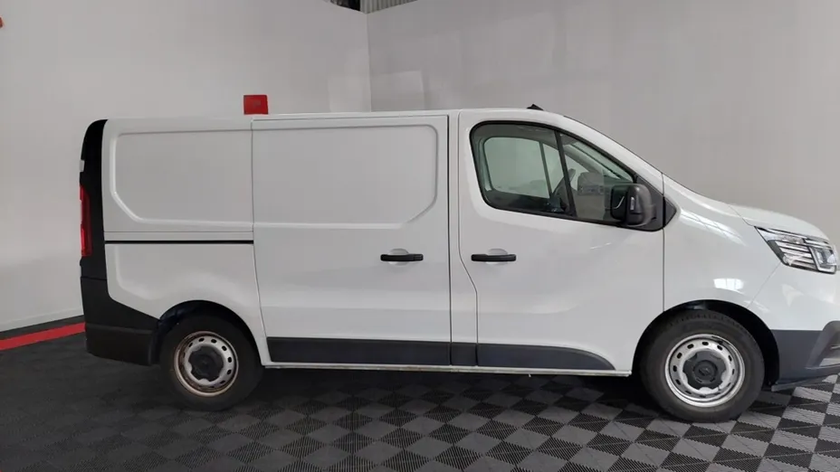 RENAULT Trafic -