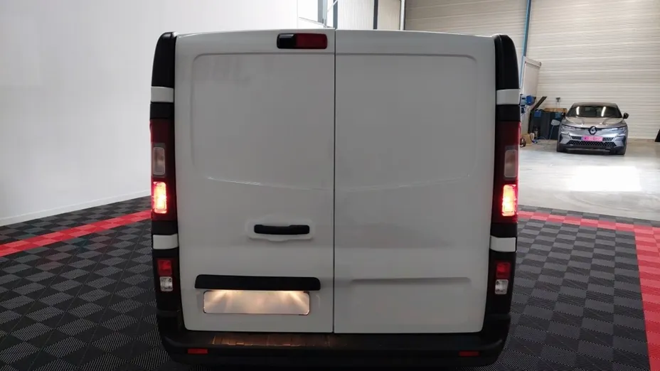 RENAULT Trafic -