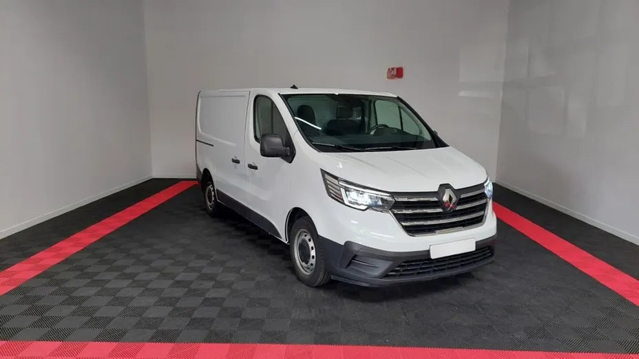 RENAULT Trafic -