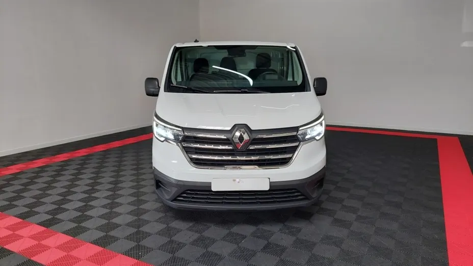 RENAULT Trafic -