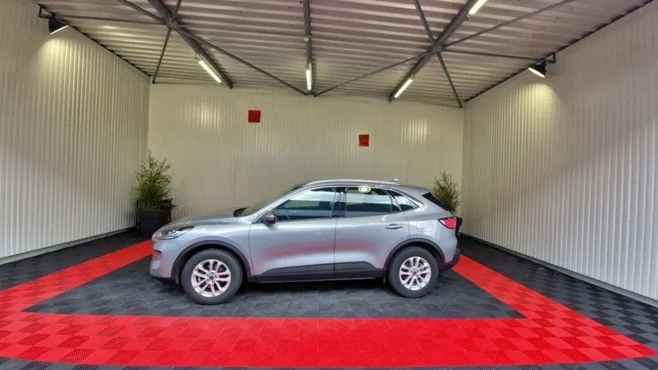 FORD Kuga -