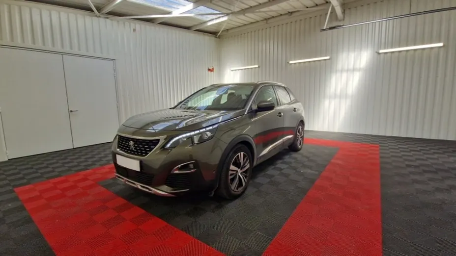 PEUGEOT 3008 -
