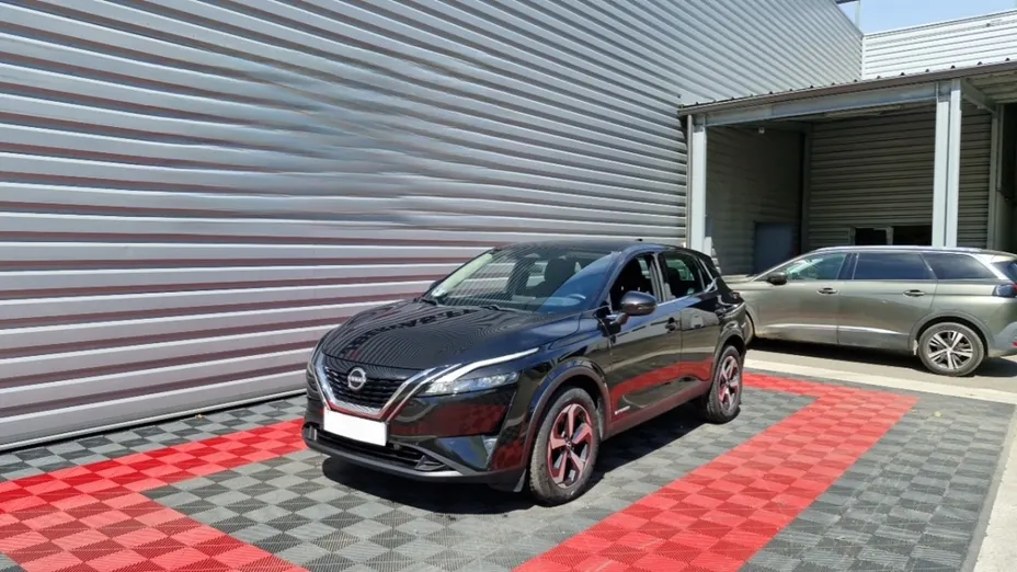 NISSAN Qashqai -