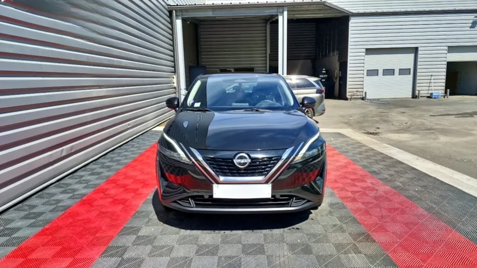 NISSAN Qashqai -