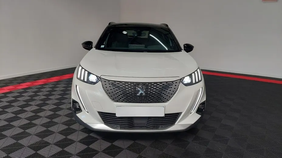 PEUGEOT 2008 -