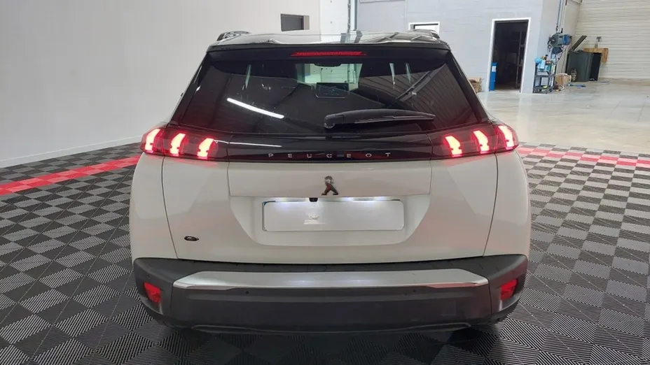 PEUGEOT 2008 -