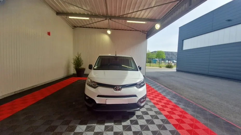 TOYOTA Proace -