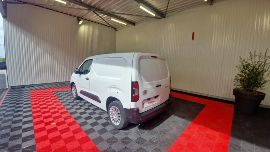 TOYOTA Proace -