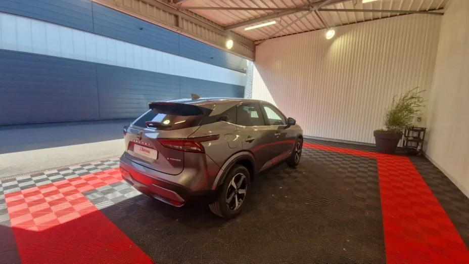 NISSAN Qashqai -