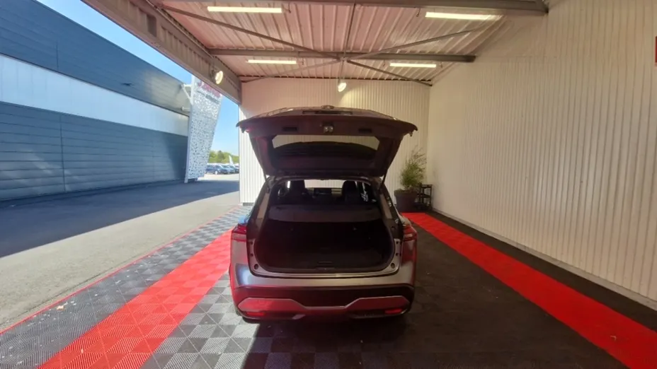 NISSAN Qashqai -