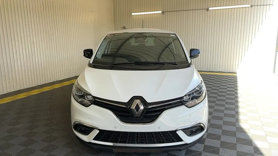 RENAULT Scenic -