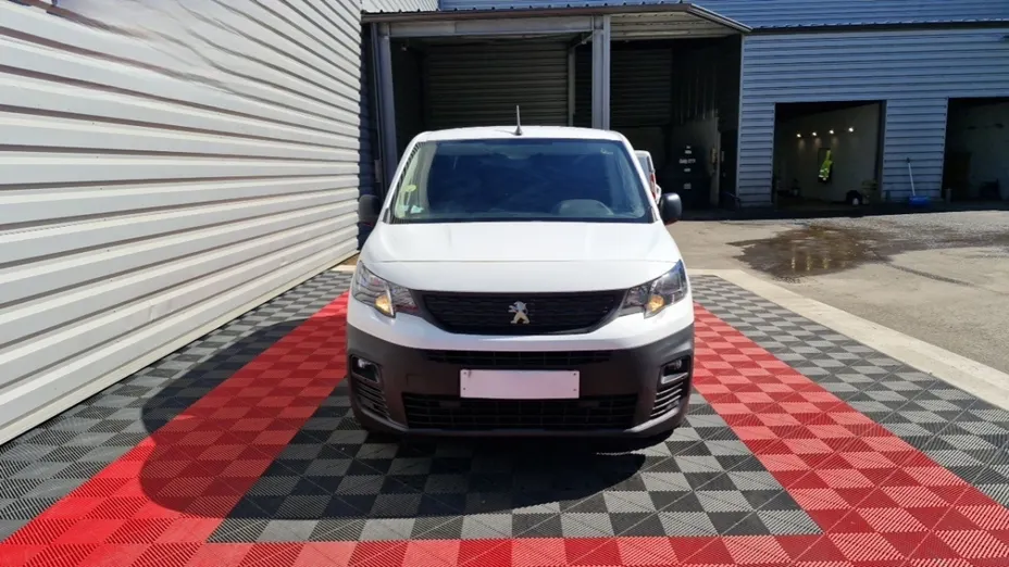 PEUGEOT Partner -