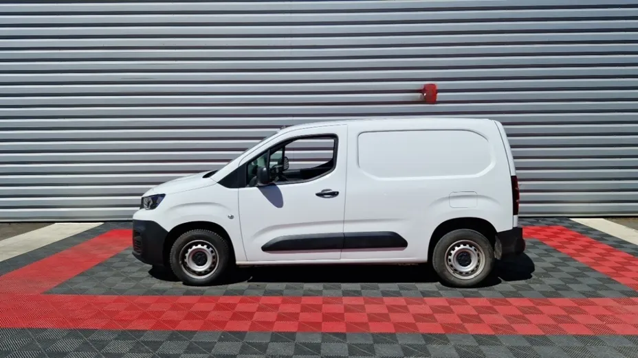 PEUGEOT Partner -