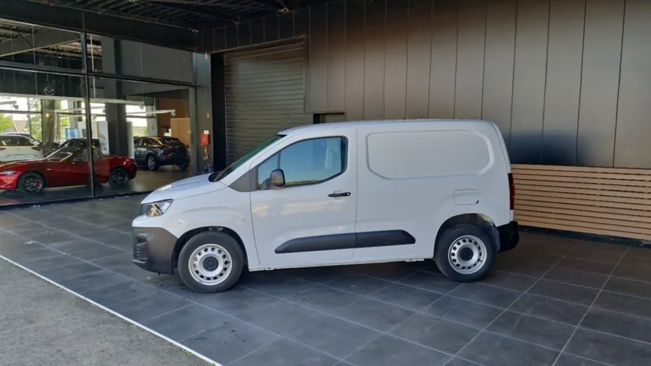 PEUGEOT Partner -