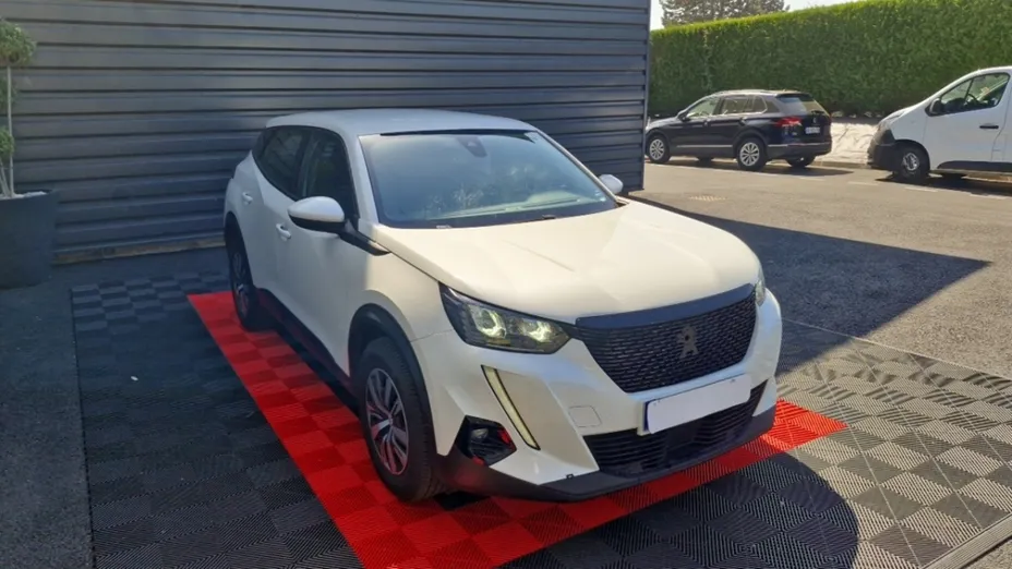 PEUGEOT 2008 -