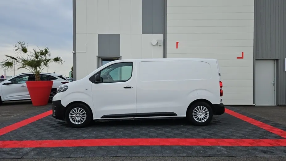 TOYOTA Proace -