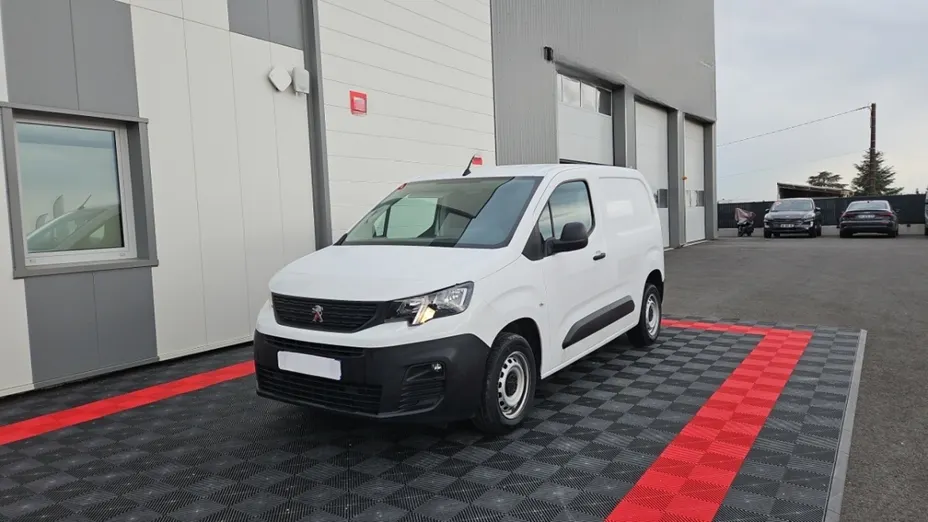 PEUGEOT Partner -