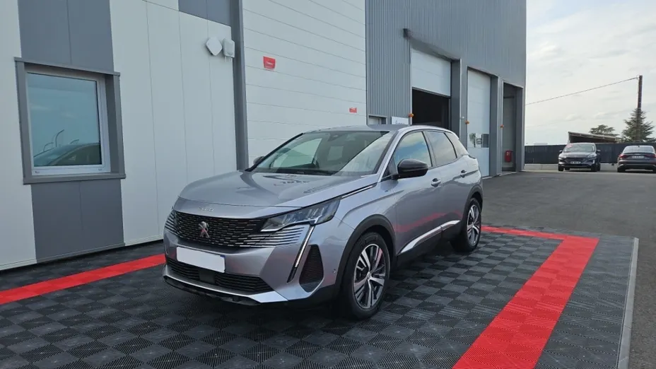 PEUGEOT 3008 -