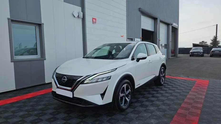 NISSAN Qashqai -