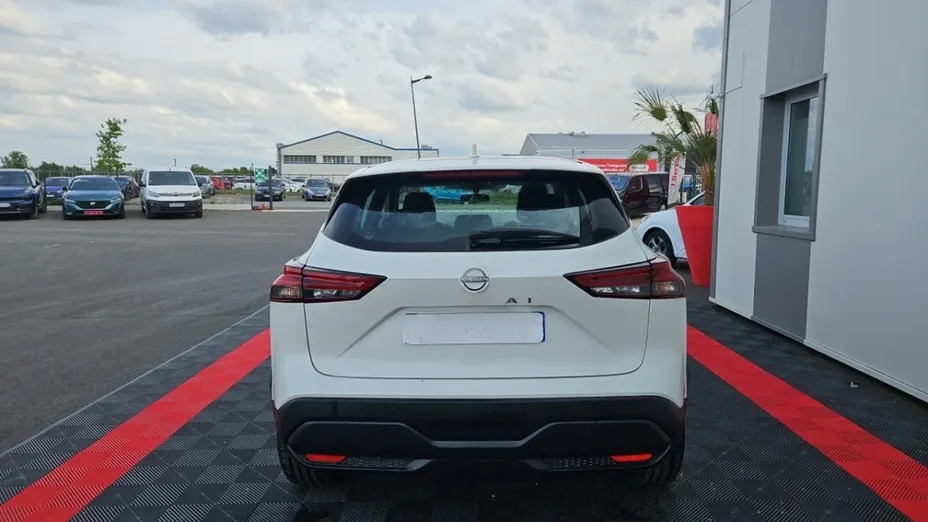 NISSAN Qashqai -