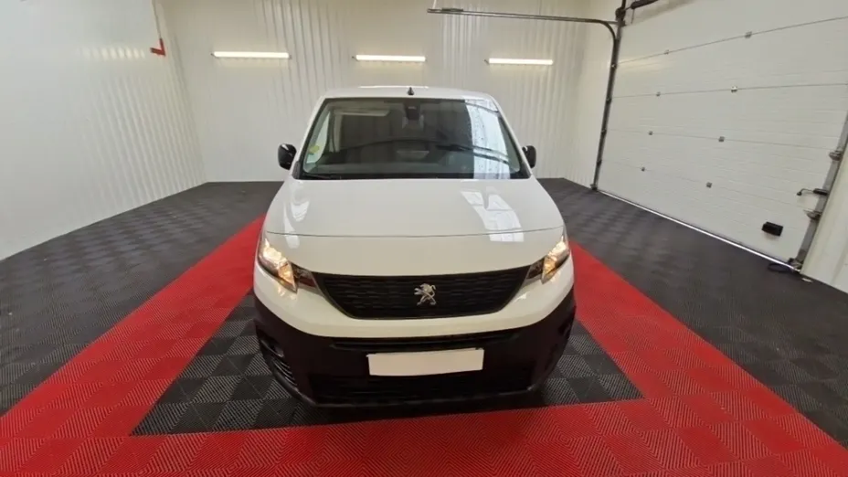 PEUGEOT Partner -