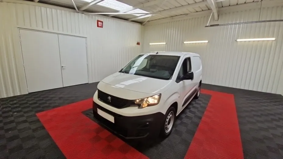 PEUGEOT Partner -