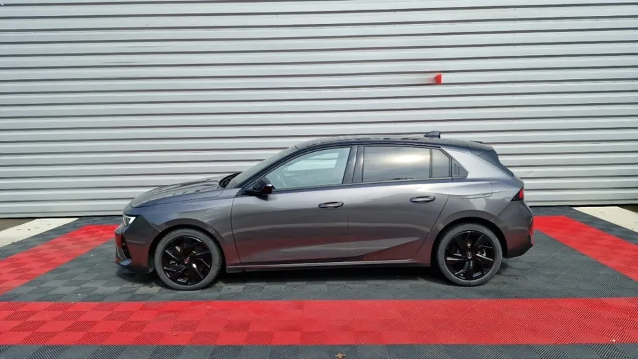 OPEL Astra -