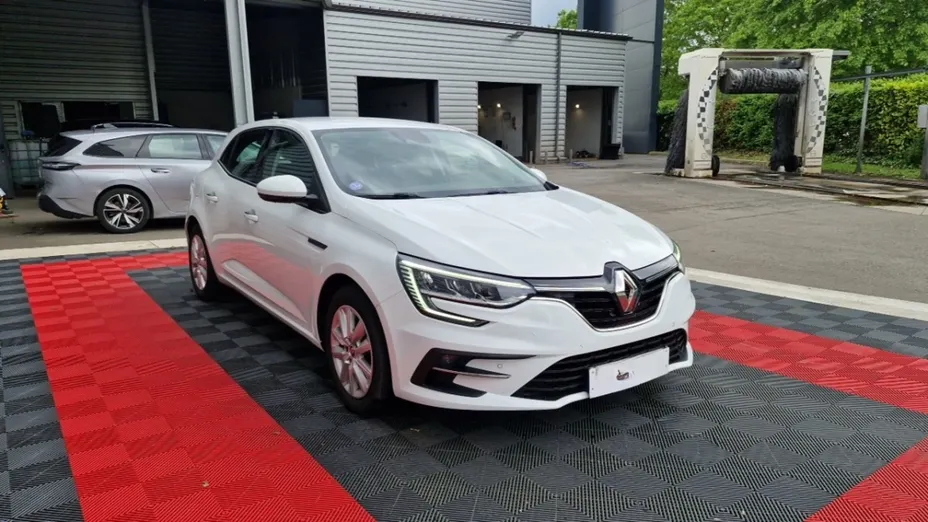 RENAULT Megane -